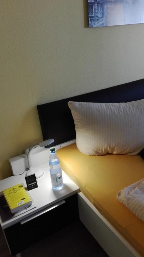 Hotel Am Hindenburgplatz Appenweier Bagian luar foto