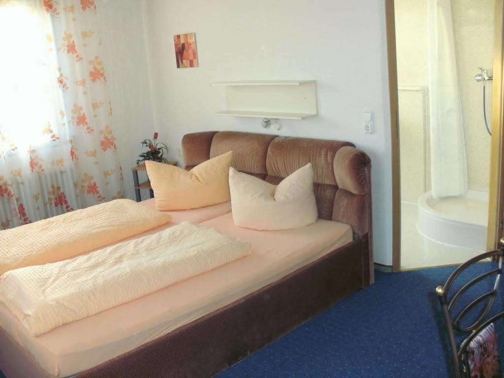 Hotel Am Hindenburgplatz Appenweier Bagian luar foto