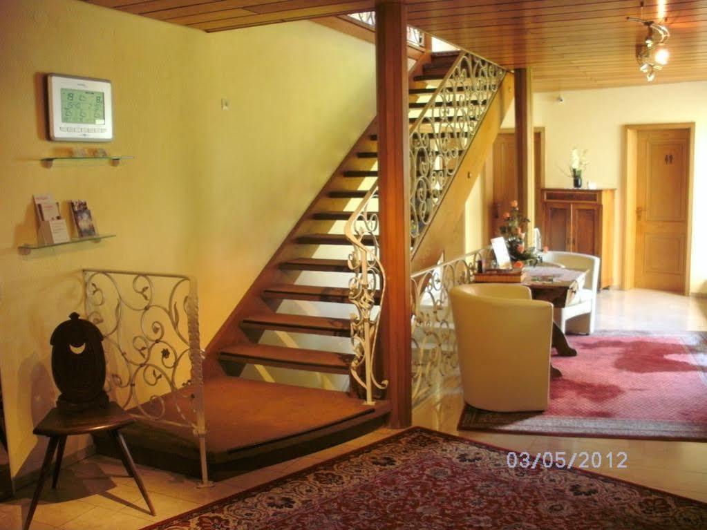 Hotel Am Hindenburgplatz Appenweier Bagian luar foto